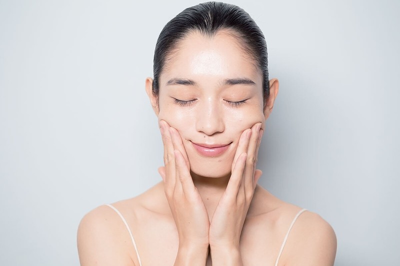 Vitamin C dồi dào trong nho rừng giúp làm đẹp da và tóc từ sâu bên trong, nuôi dưỡng vẻ đẹp tự nhiên