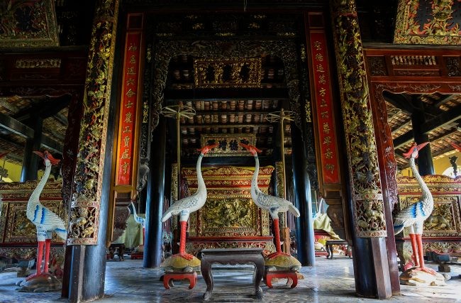 Quá trình ủ men rượu truyền thống, nơi hương vị tinh túy được hình thành