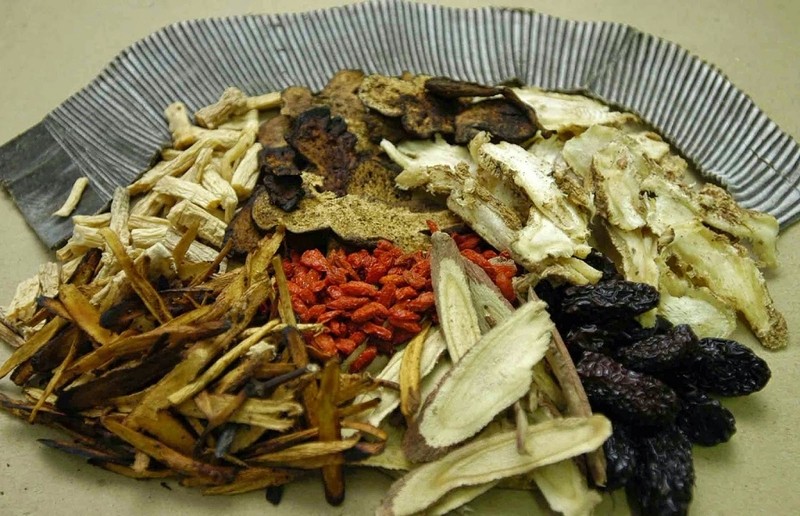 Ngâm rượu thuốc cần tuân thủ đúng quy trình vệ sinh và tỷ lệ